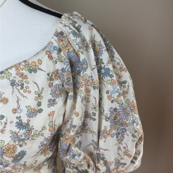 Abercrombie & fitch Floral Puff Sleeve Top size M - Picture 4 of 12